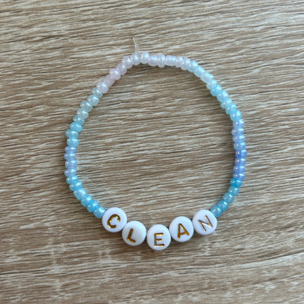 Taylor Swift 1989 clean friendship bracelet - Picture 1 of 1